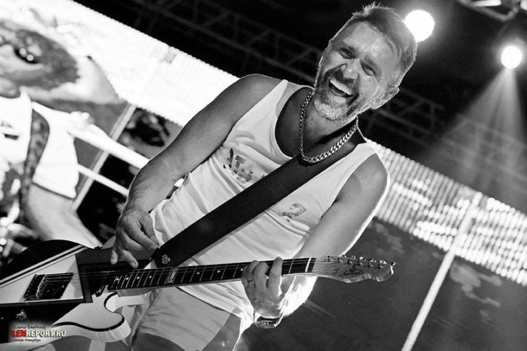 «Сергей Шнуров. Экспонат» Документальный фильм